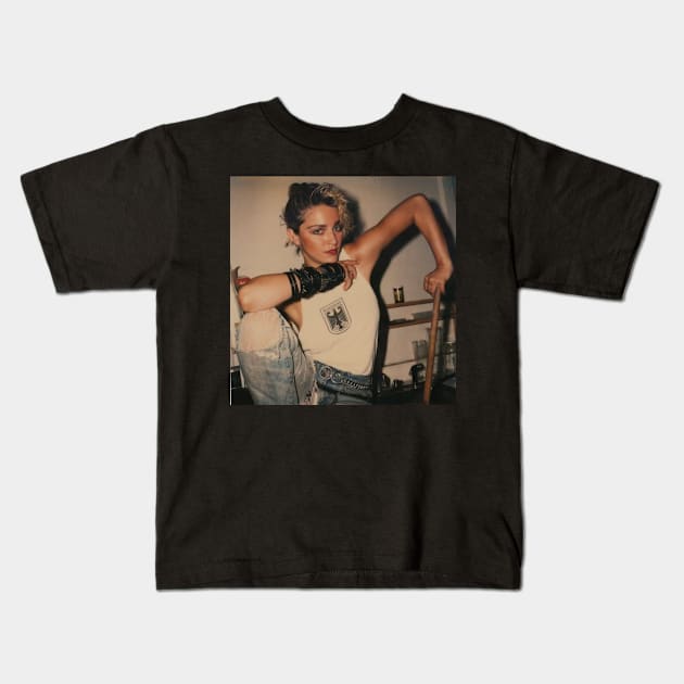 Madonna - Bundeswehr Kids T-Shirt by NandosGhotik